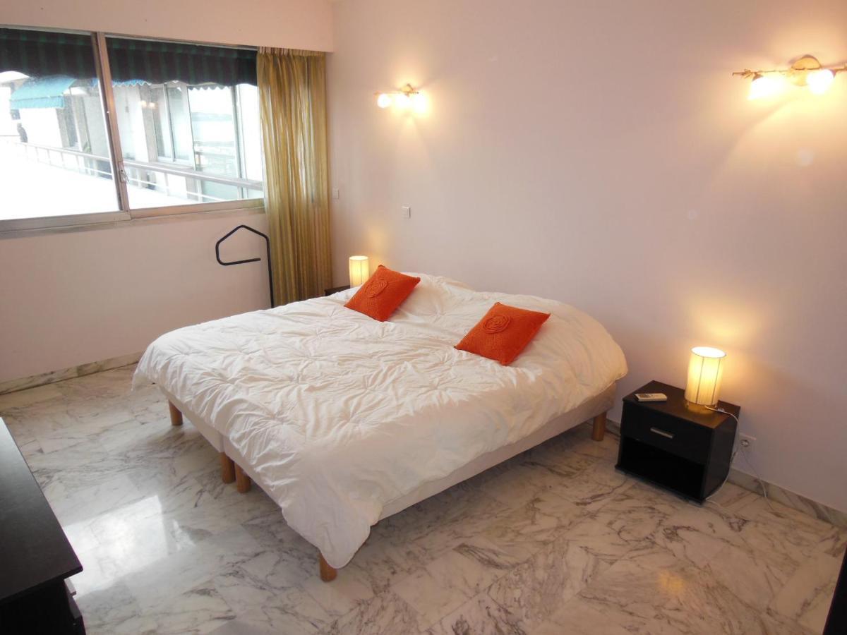 2, 3 And 4 Bedroom Sea View Forville Apartments 5 Mins From The Palais Cannes Room photo